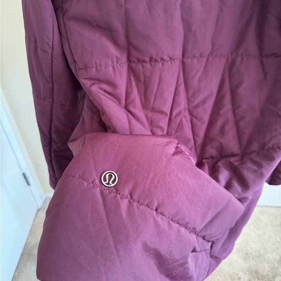 Lululemon jacket - Picture 11 of 12